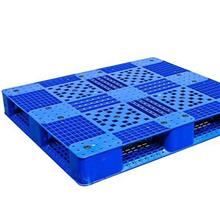 Plastic pallet